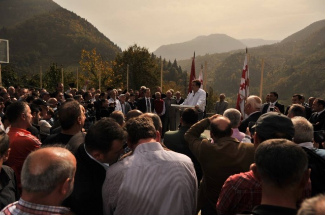 Gürcistan Devlet Başkanı Mikheil Saakaşvili Macahel'de